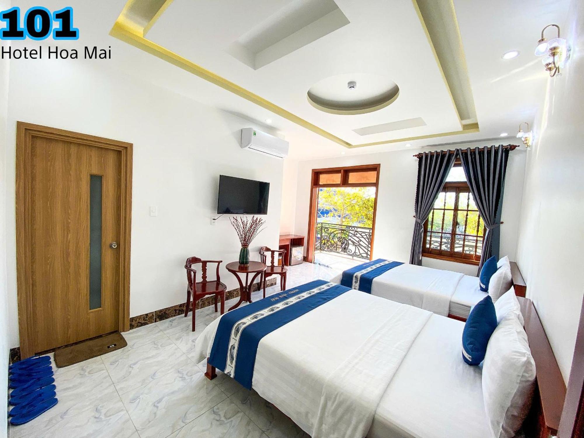 Hotel Hoa Mai CON DAO Esterno foto